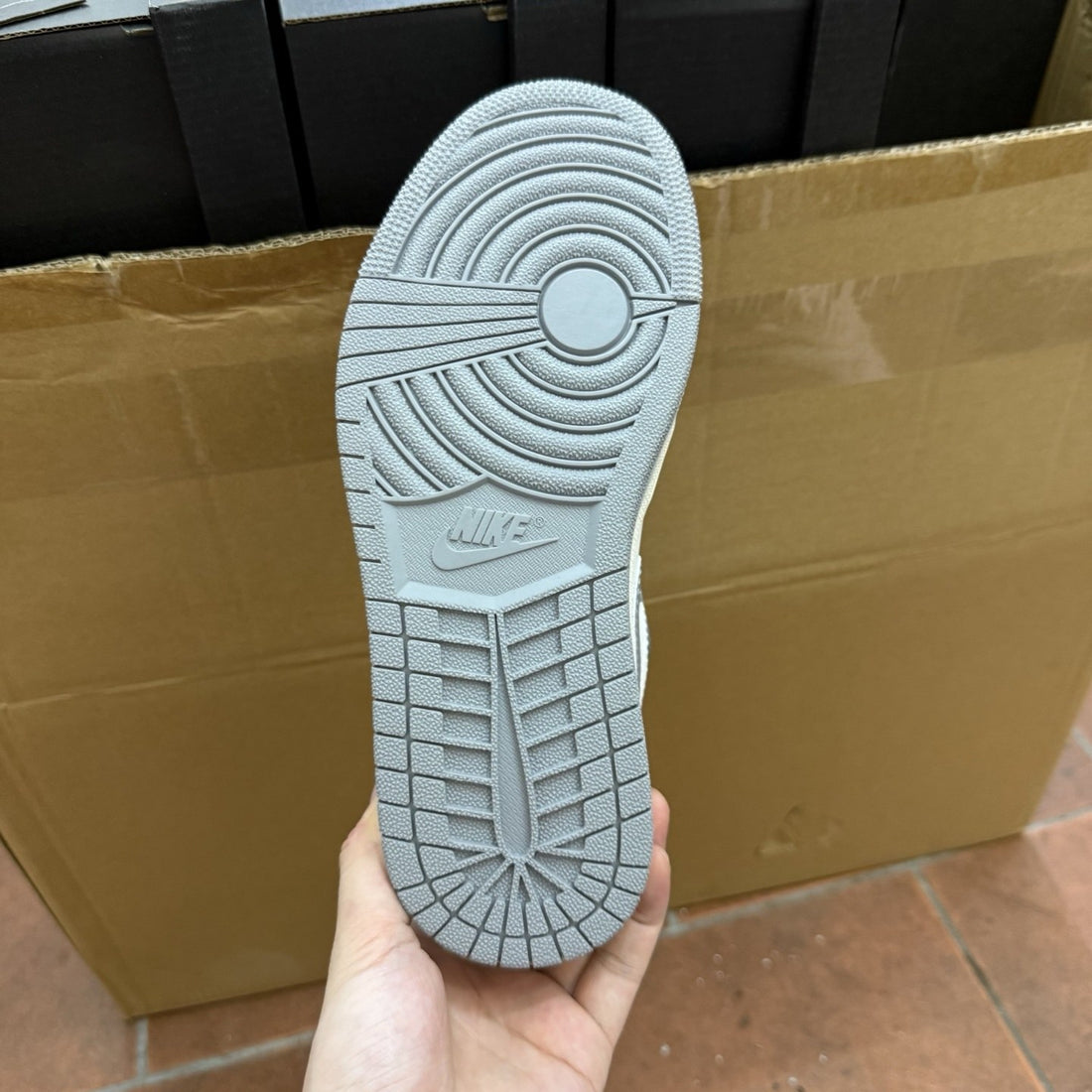 Air Jordan 1 Low Grey Cream