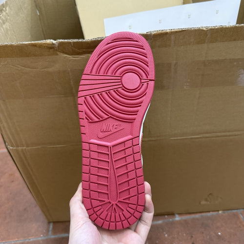 Air Jordan 1 Low Gym Red Sail