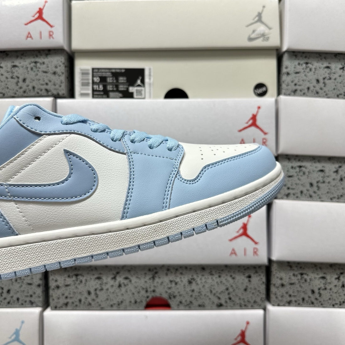 Air Jordan 1 Low Ice Blue