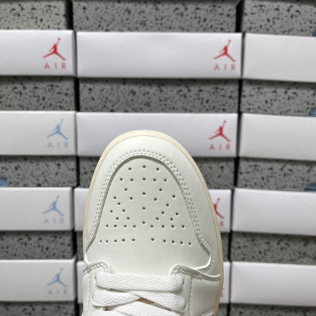 Air Jordan 1 Low Ice Lavender