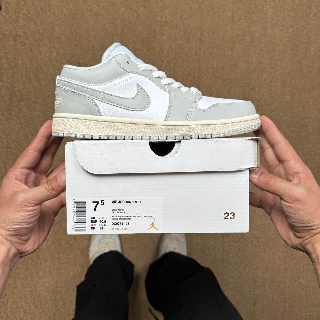 Air Jordan 1 Low Light Grey Sail