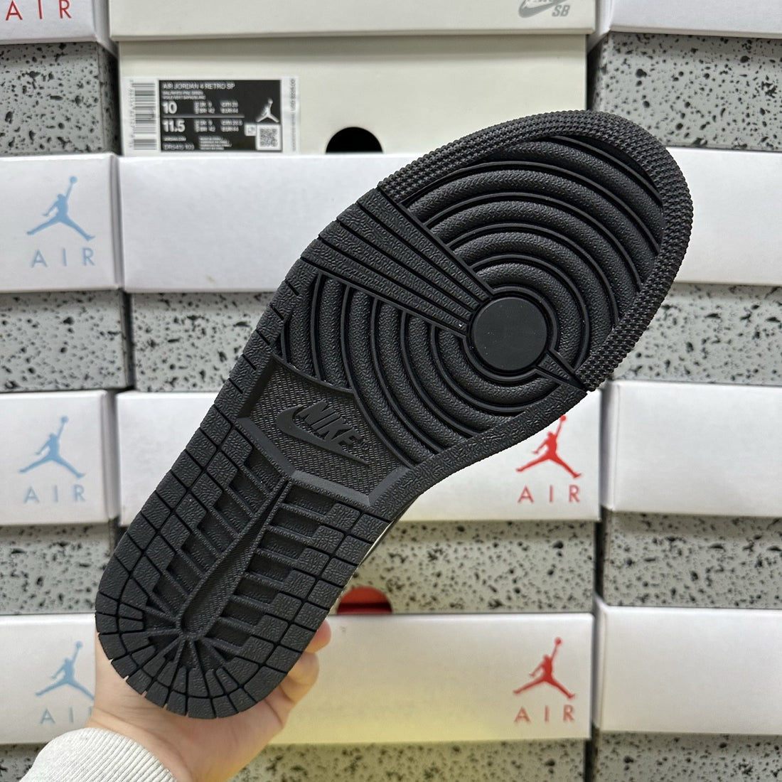Air Jordan 1 Low Light Smoke Black