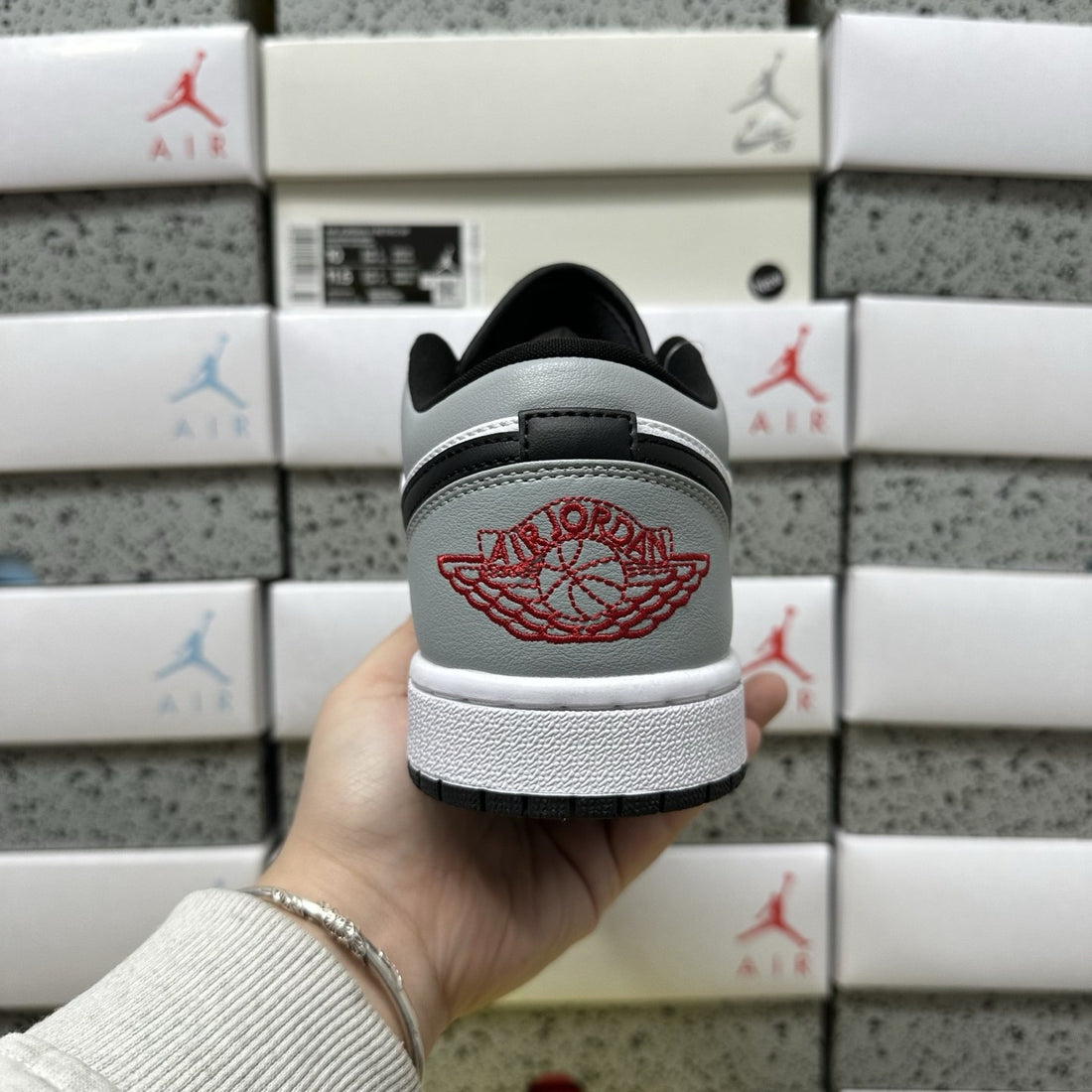 Air Jordan 1 Low Light Smoke Black