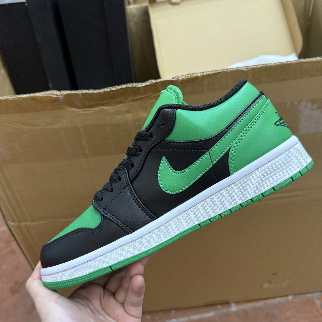 Air Jordan 1 Low Lucky Green