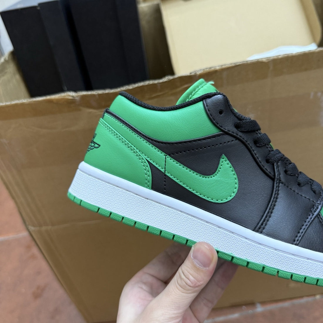 Air Jordan 1 Low Lucky Green