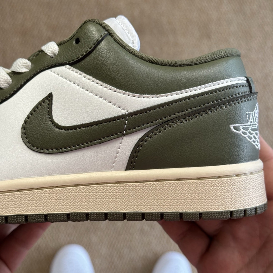 Air Jordan 1 Low Medium Olive