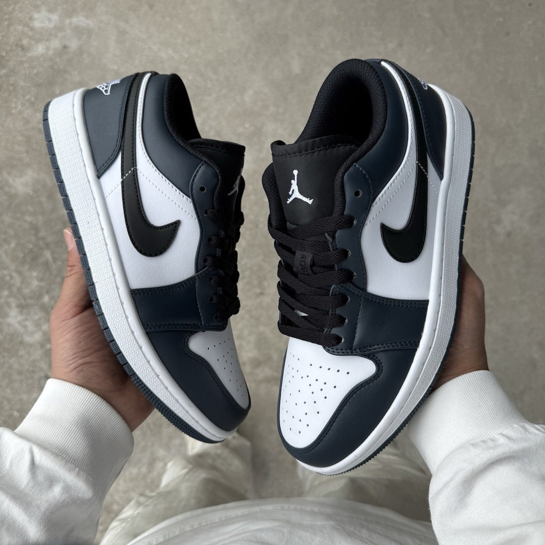 Air Jordan 1 Low Navy Black Toe