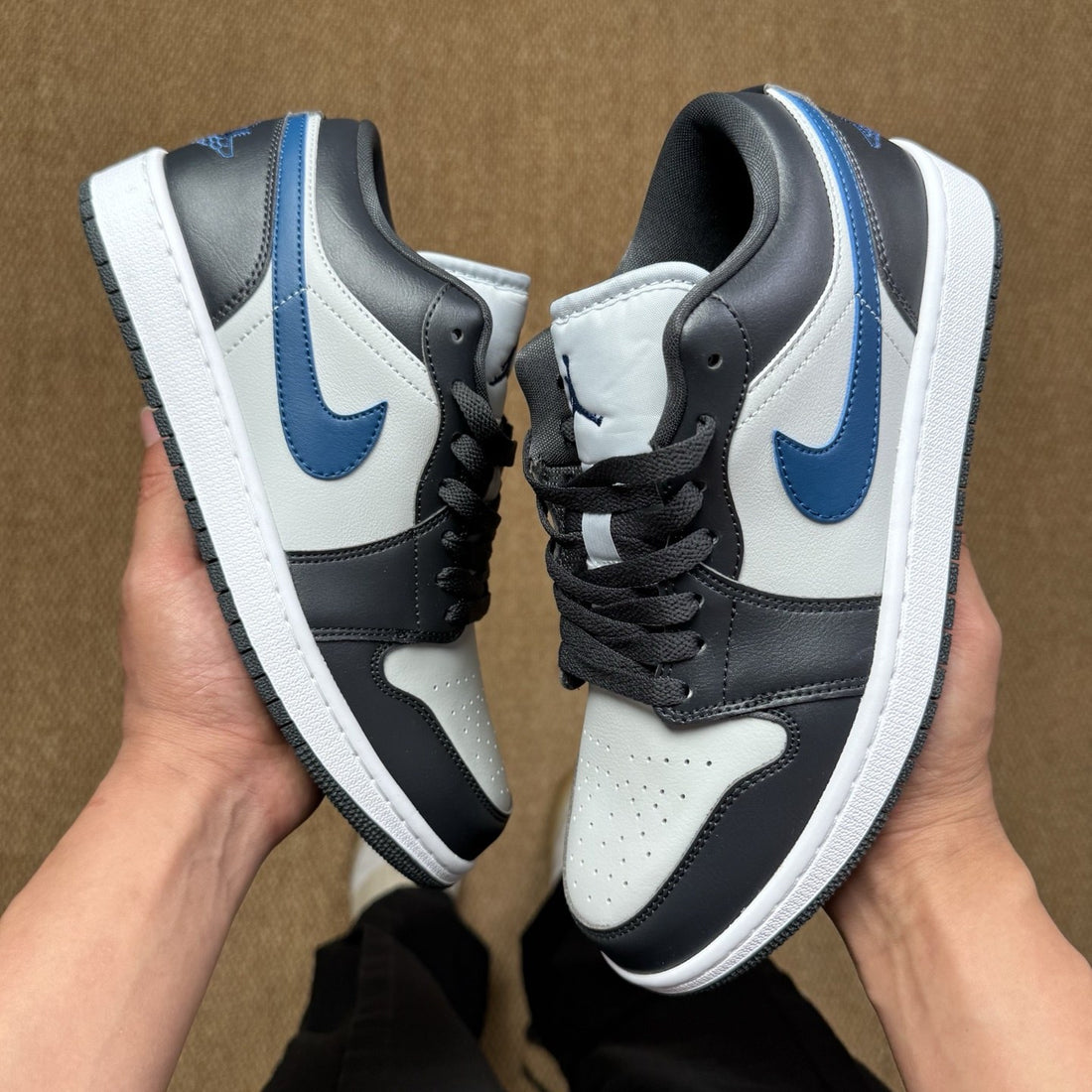 Air Jordan 1 Low Navy Blue Grey