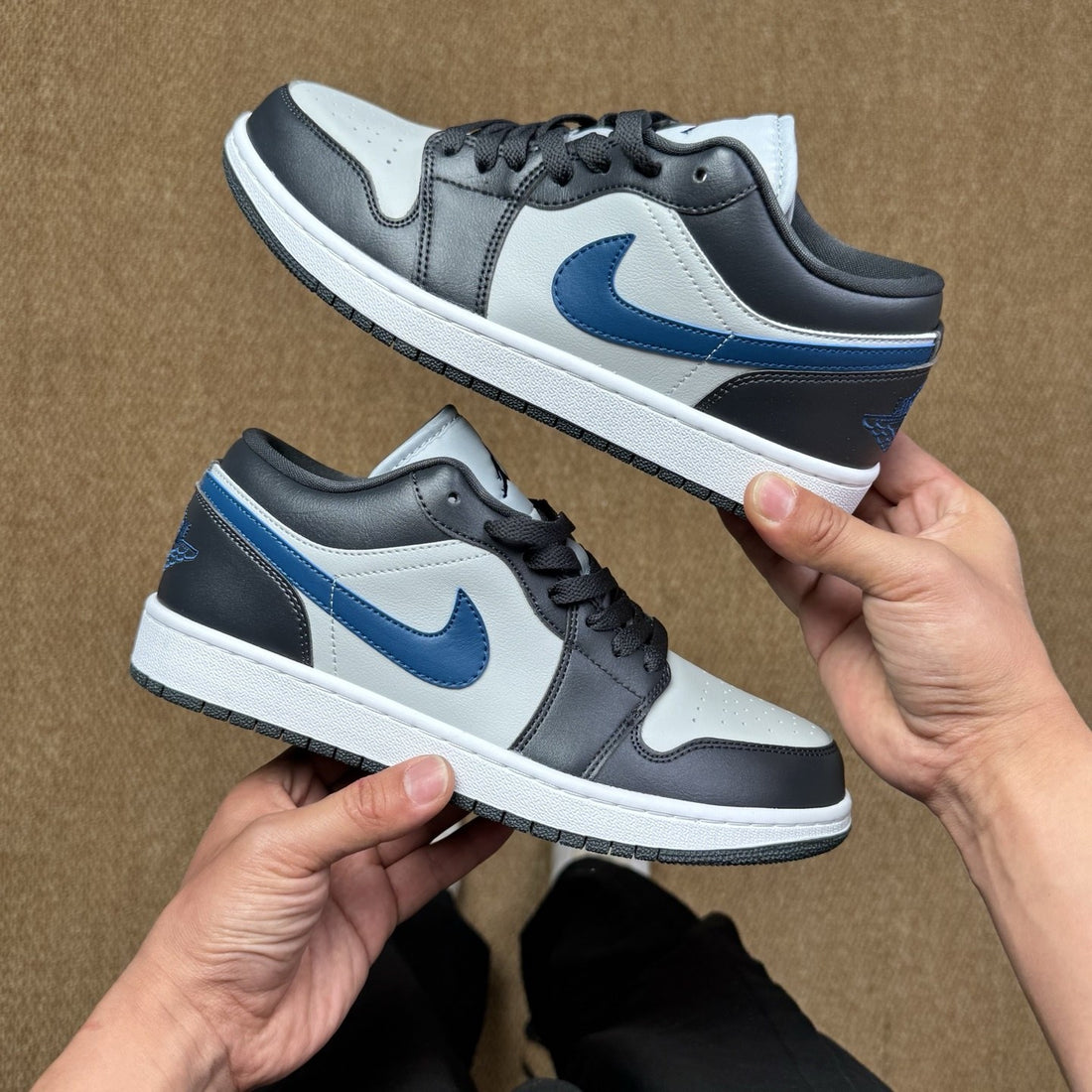 Air Jordan 1 Low Navy Blue Grey