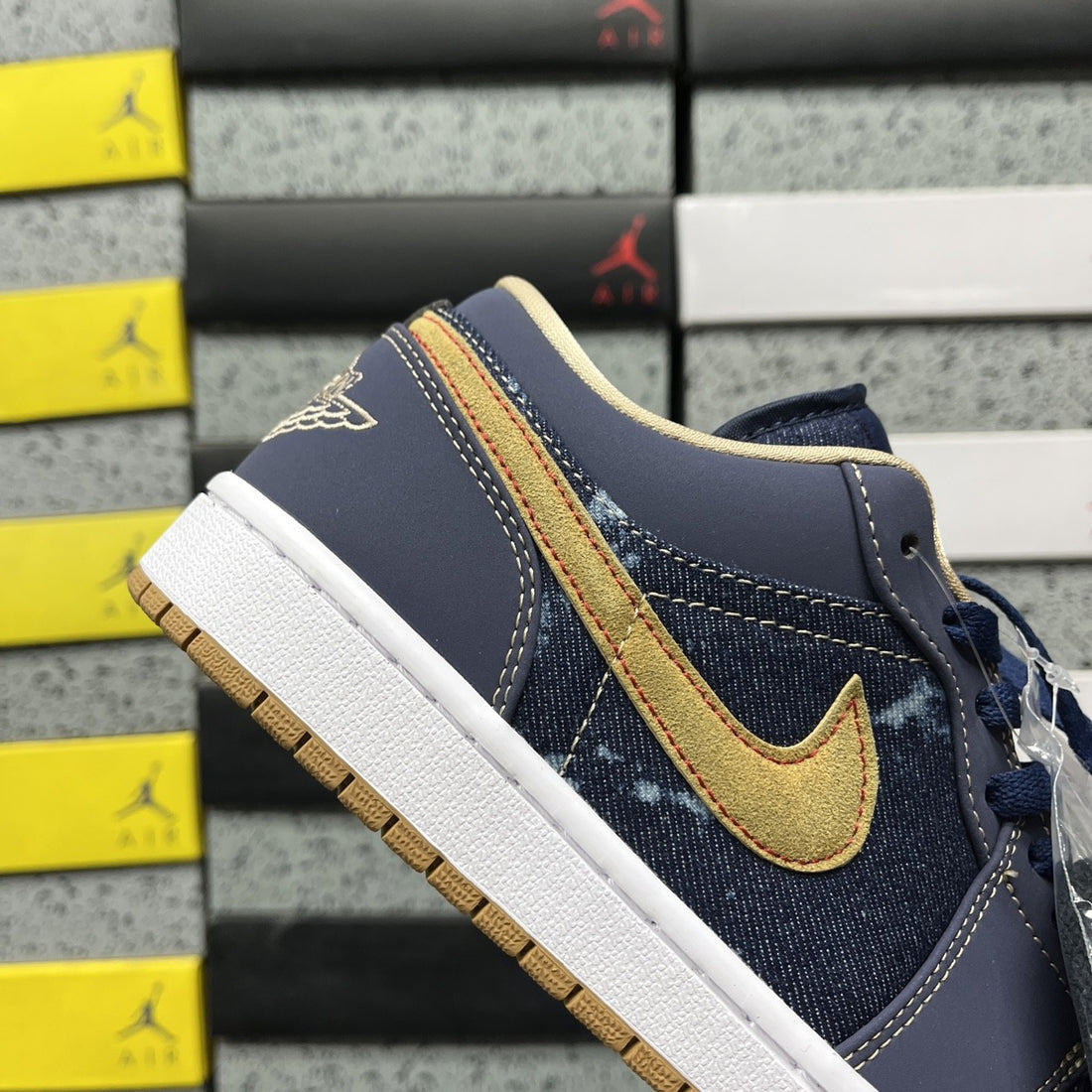 Air Jordan 1 Low Navy Gold Camo