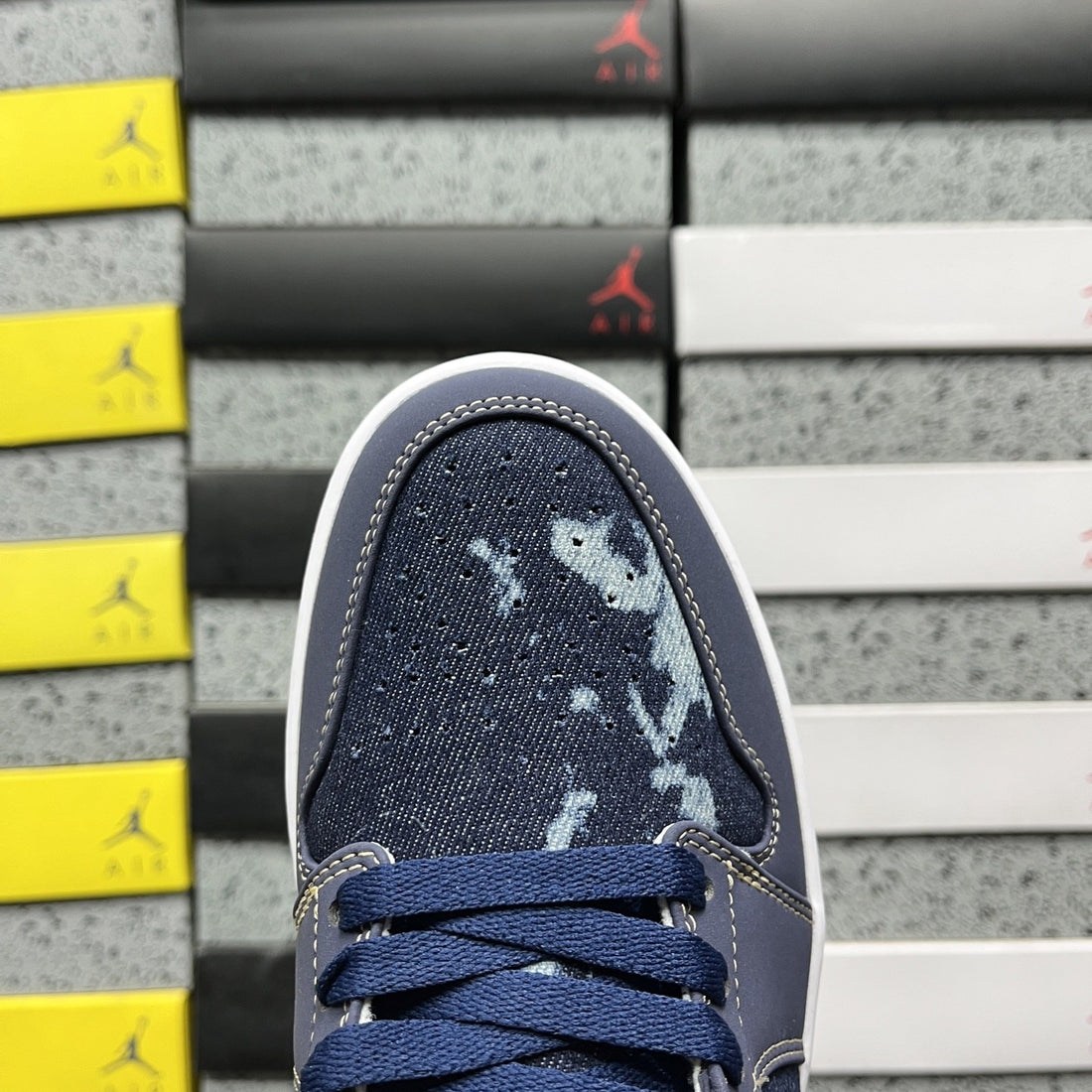 Air Jordan 1 Low Navy Gold Camo