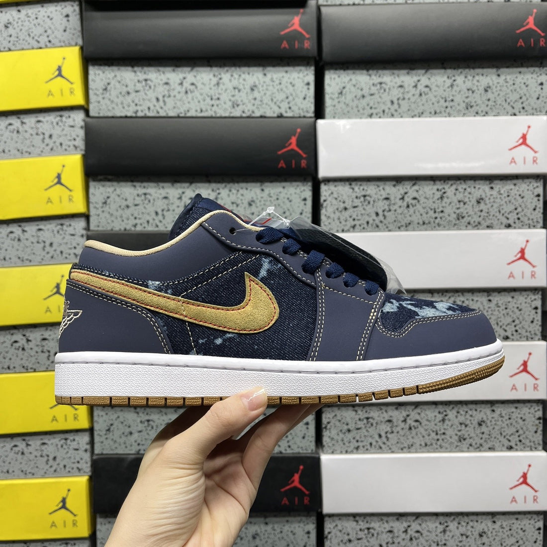 Air Jordan 1 Low Navy Gold Camo