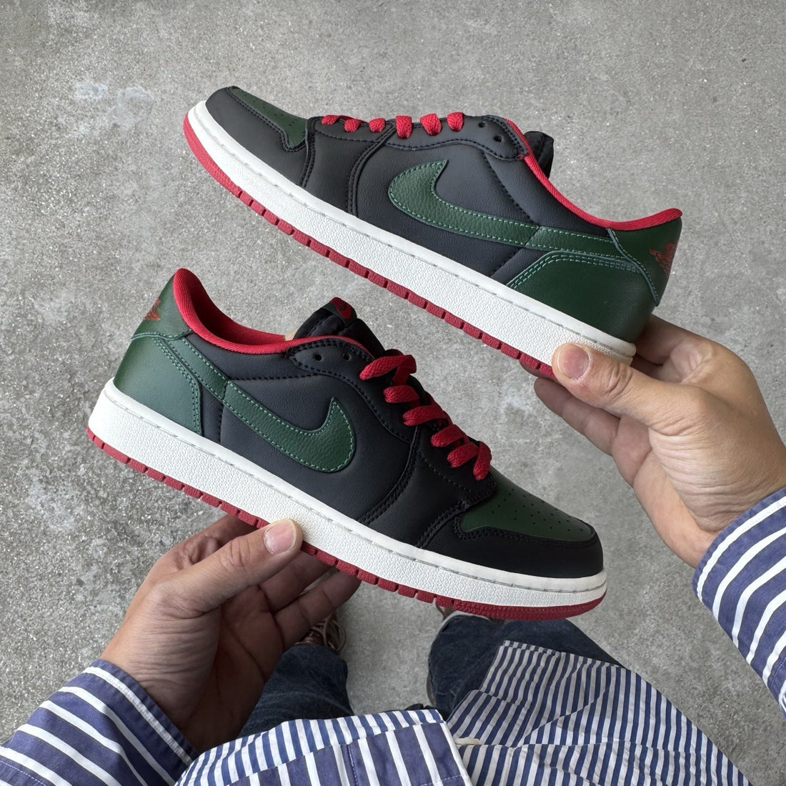 Air Jordan 1 Low OG Black Pine Red