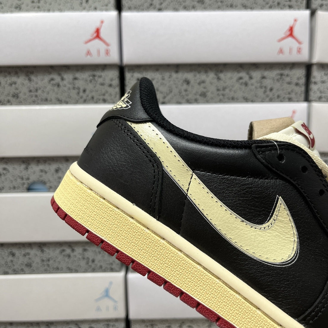 Air Jordan 1 Low OG Black Sail Gold