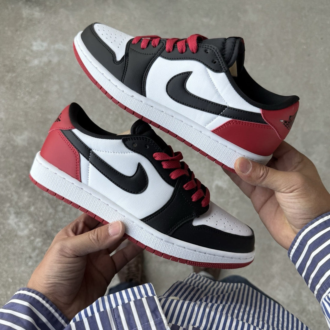 Air Jordan 1 Low OG Black Toe