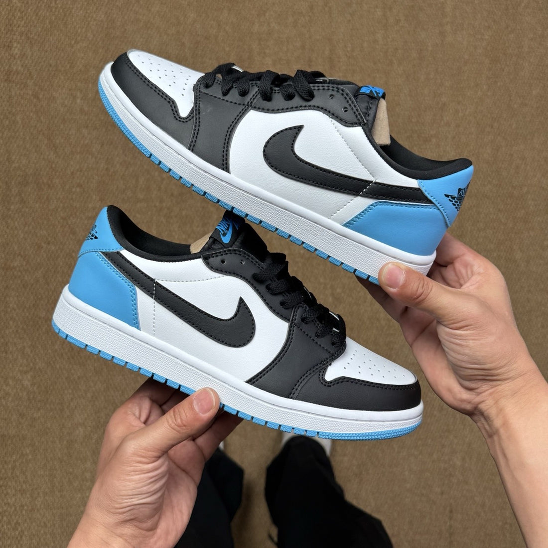 Air Jordan 1 Low OG Black UNC