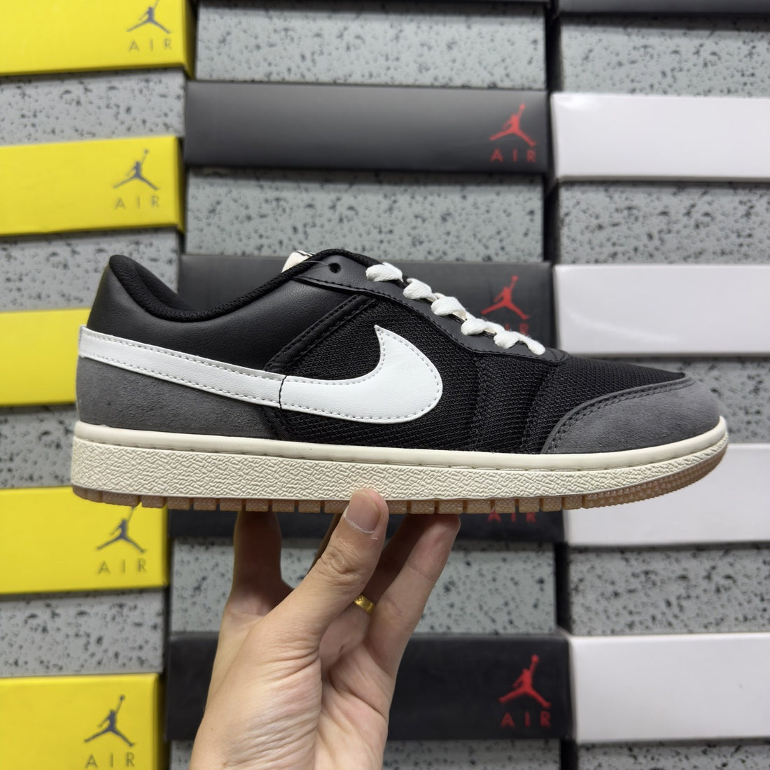 Air Jordan 1 Low OG Black White