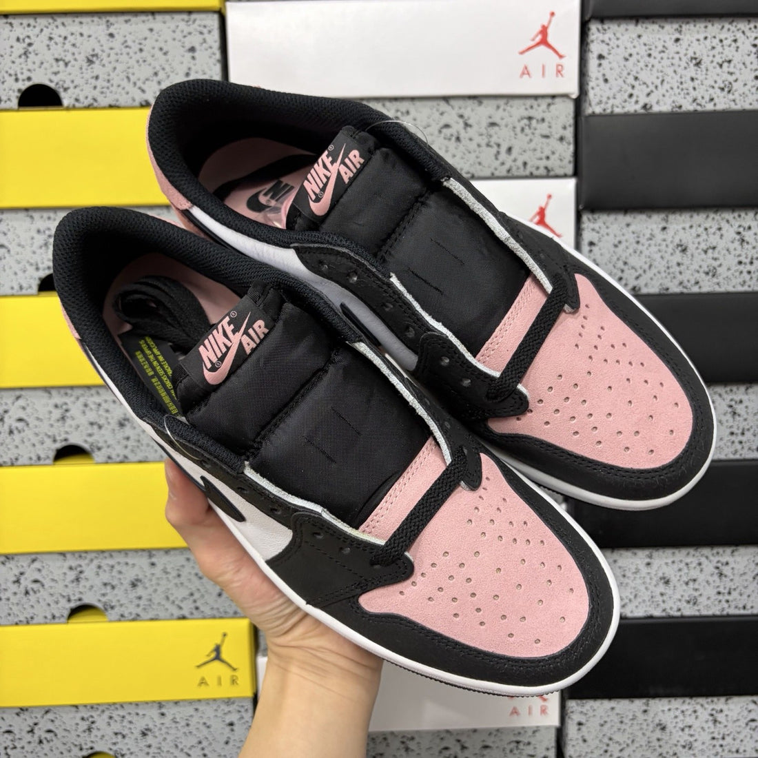 Air Jordan 1 Low OG Bleached Coral