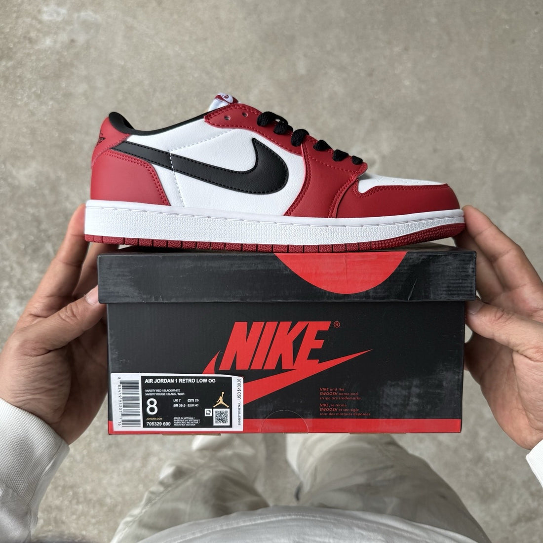 Air Jordan 1 Low OG Chicago