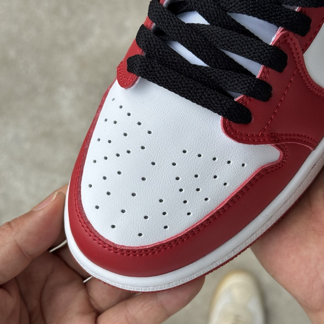 Air Jordan 1 Low OG Chicago