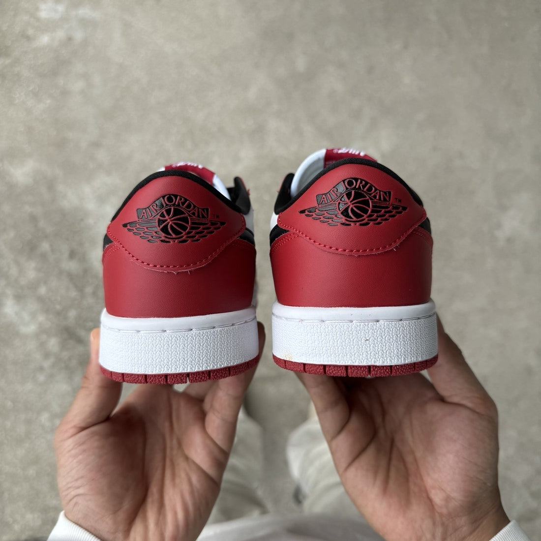 Air Jordan 1 Low OG Chicago