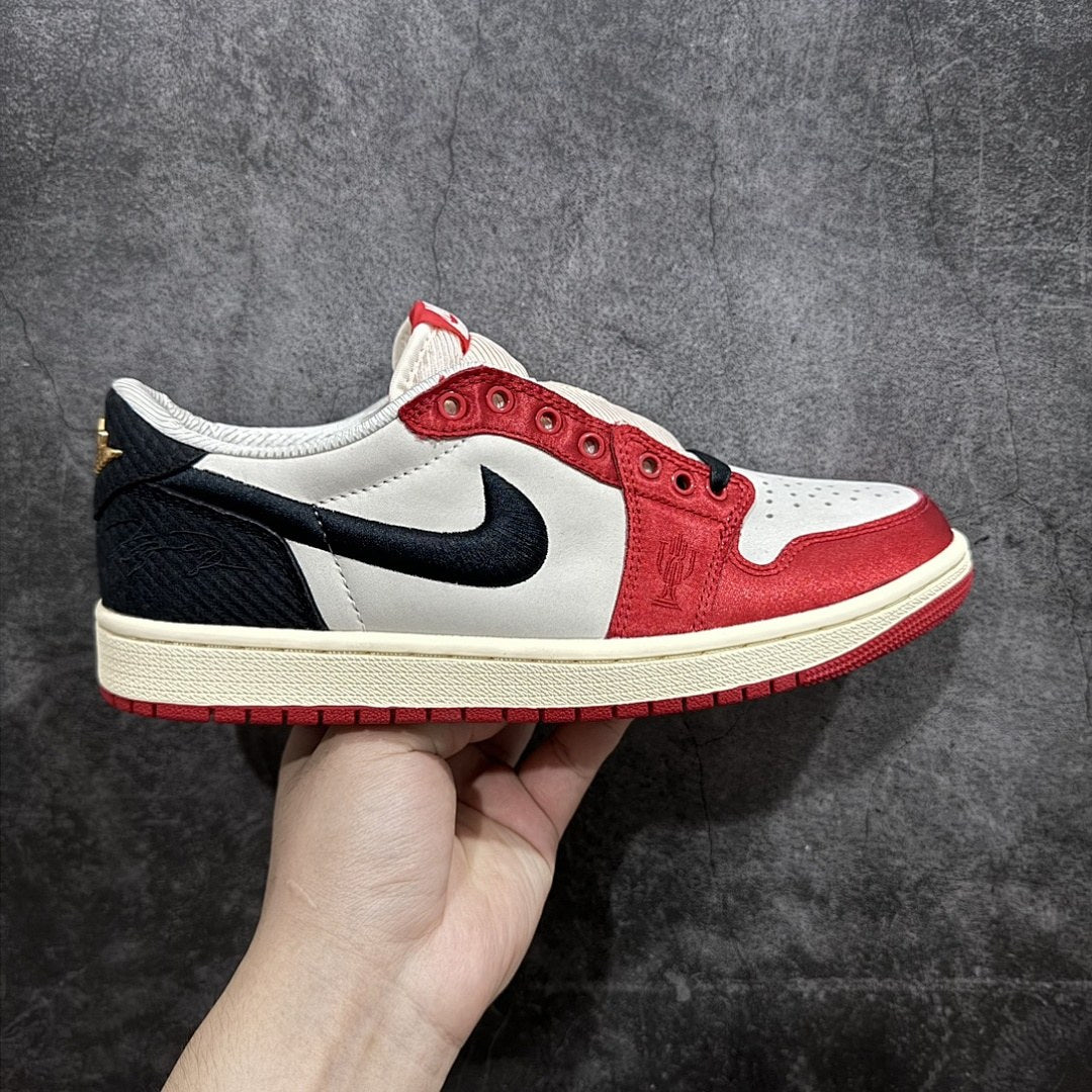 Air Jordan 1 Low OG Chicago Sail