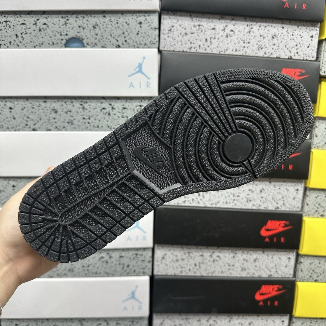 Air Jordan 1 Low OG Dark Mocha
