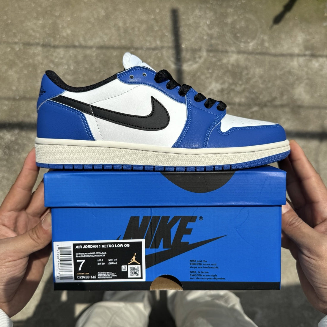 Air Jordan 1 Low OG Game Royal