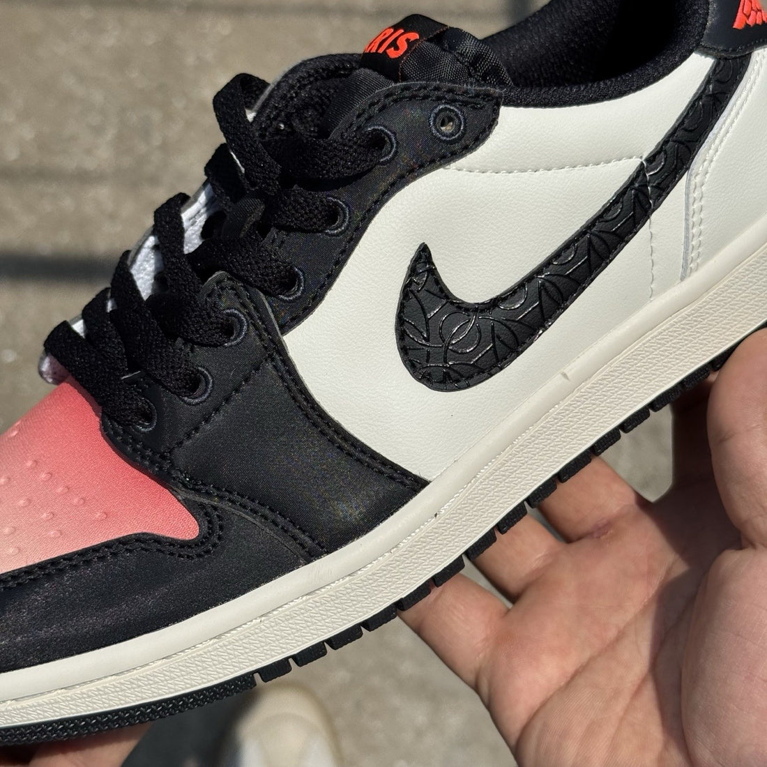 Air Jordan 1 Low OG Infrared Black Toe