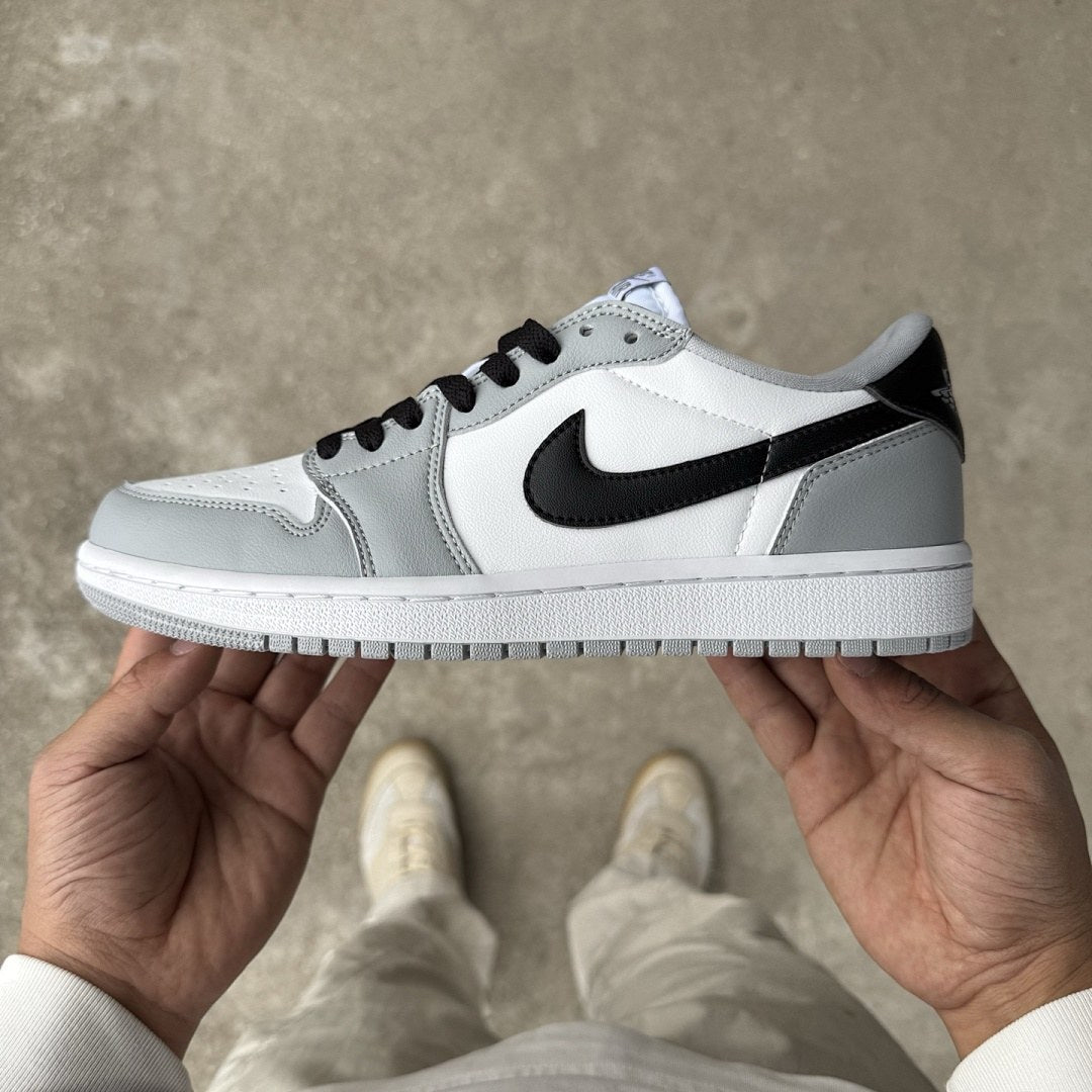 Air Jordan 1 Low OG Light Smoke Grey