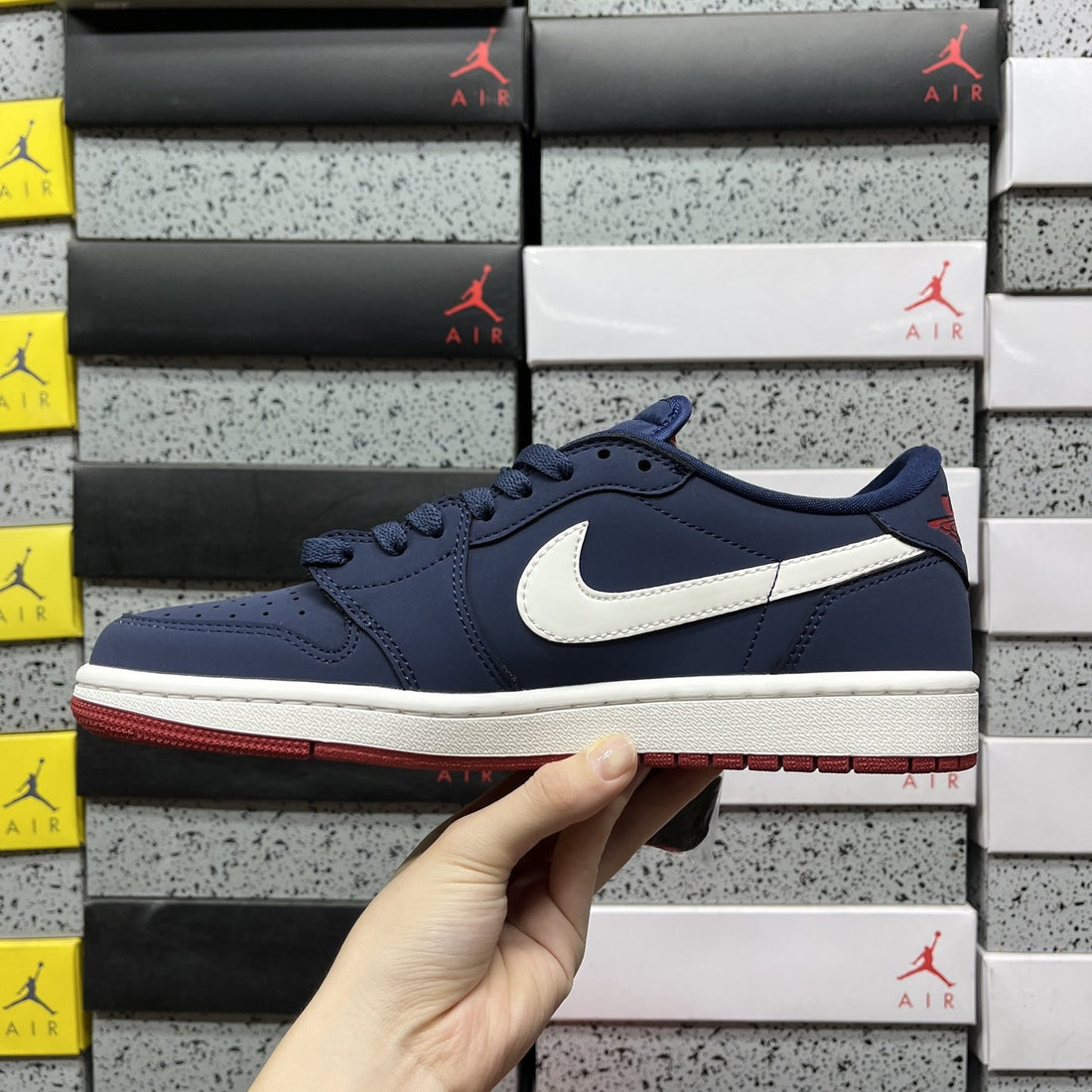 Air Jordan 1 Low OG Midnight Navy