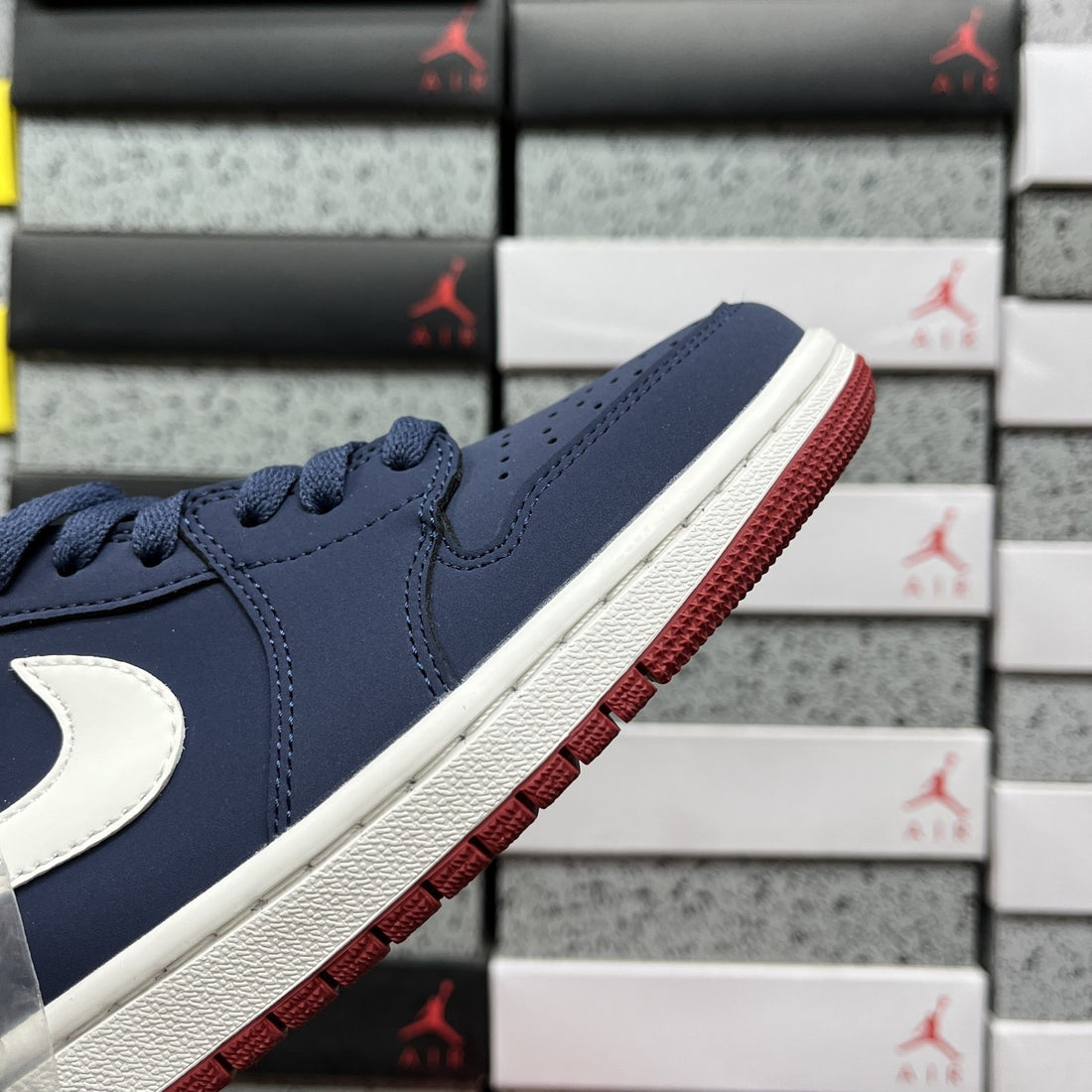 Air Jordan 1 Low OG Midnight Navy