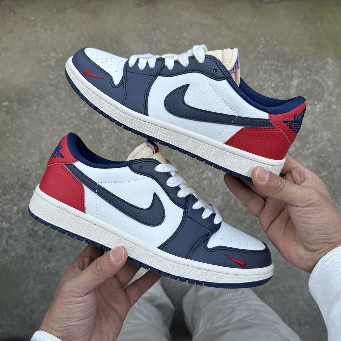 Air Jordan 1 Low OG Navy Red