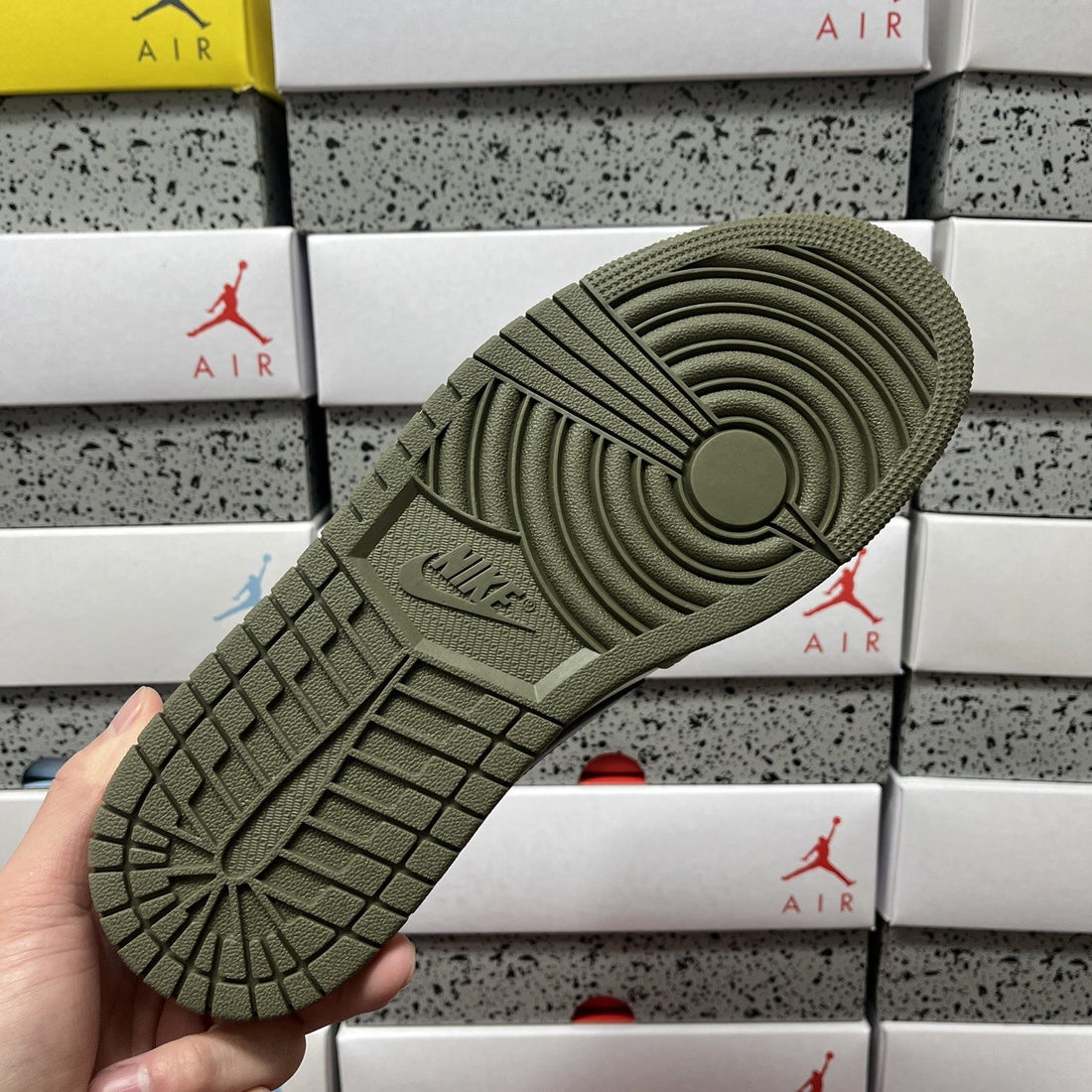 Air Jordan 1 Low OG Olive White