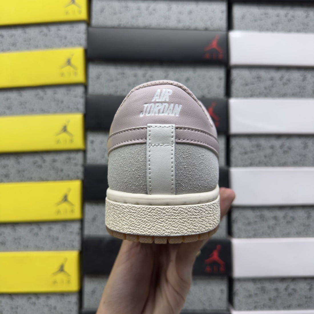 Air Jordan 1 Low OG Pink Grey