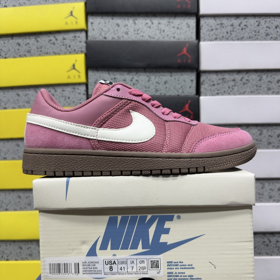 Air Jordan 1 Low OG Pink Suede