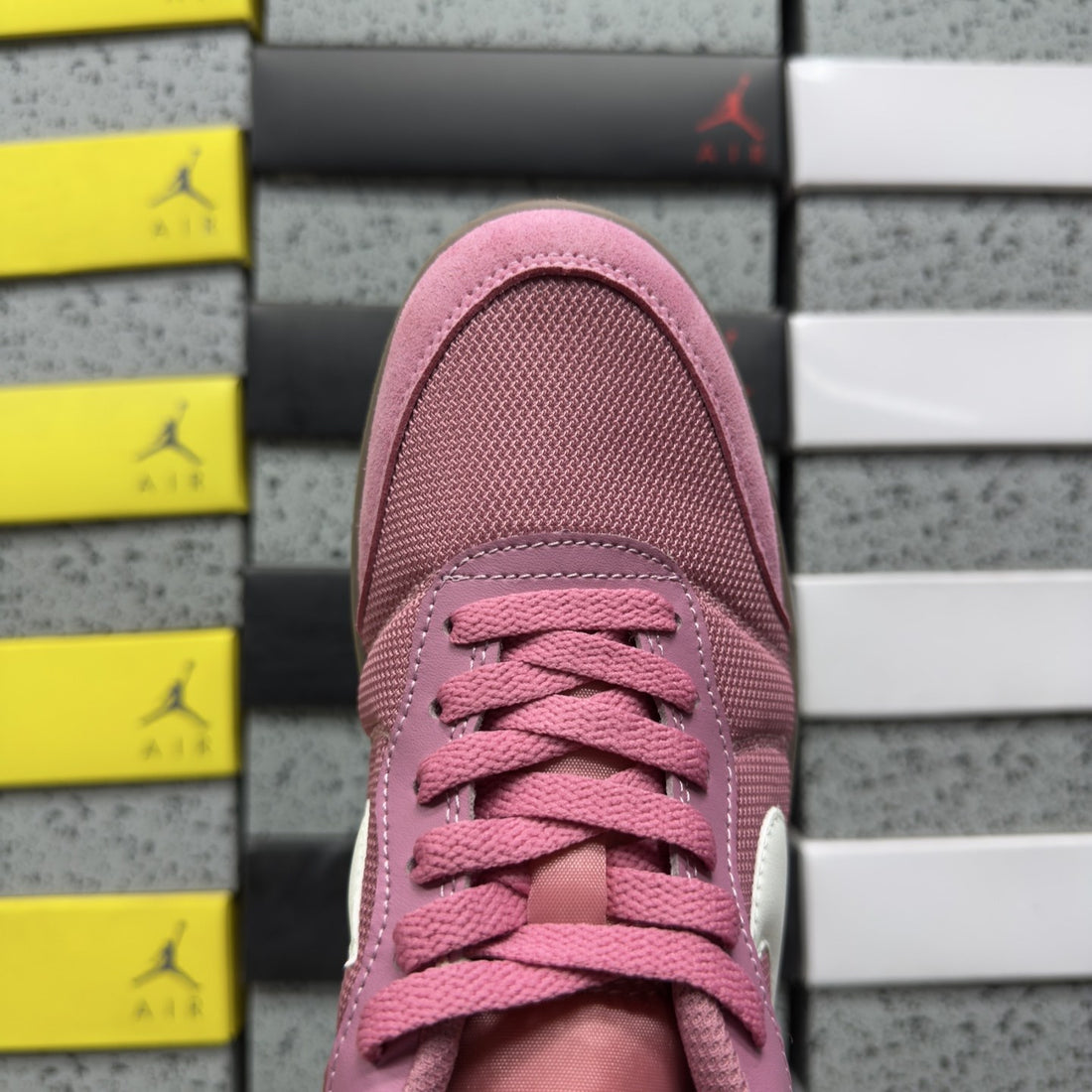 Air Jordan 1 Low OG Pink Suede
