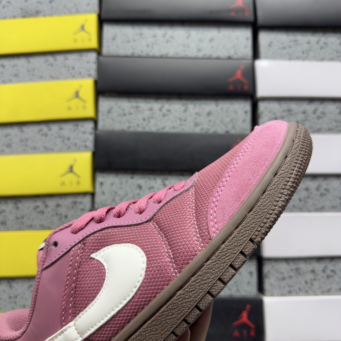 Air Jordan 1 Low OG Pink Suede