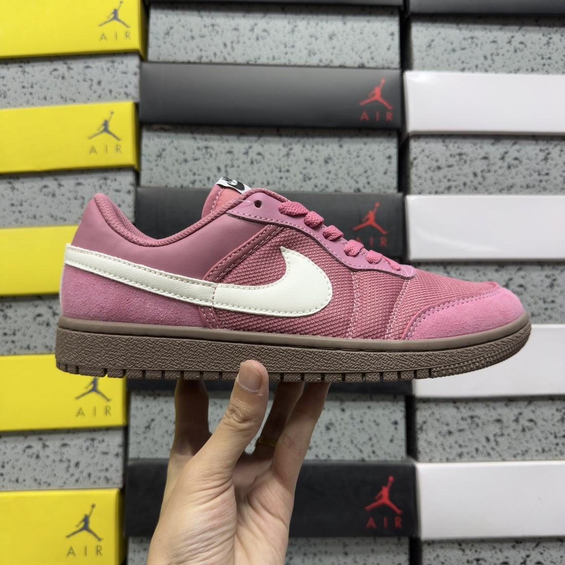 Air Jordan 1 Low OG Pink Suede