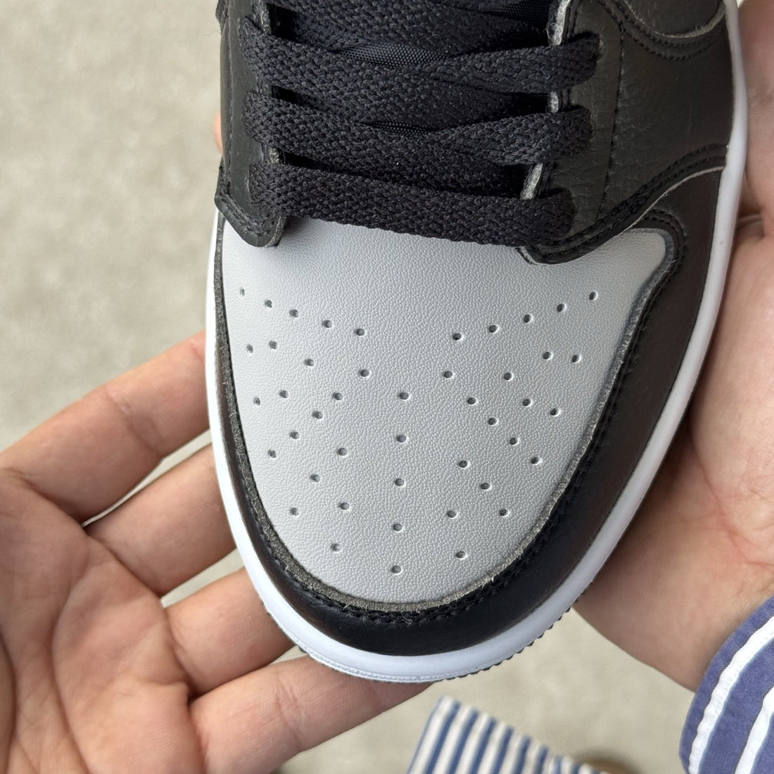 Air Jordan 1 Low OG Shadow