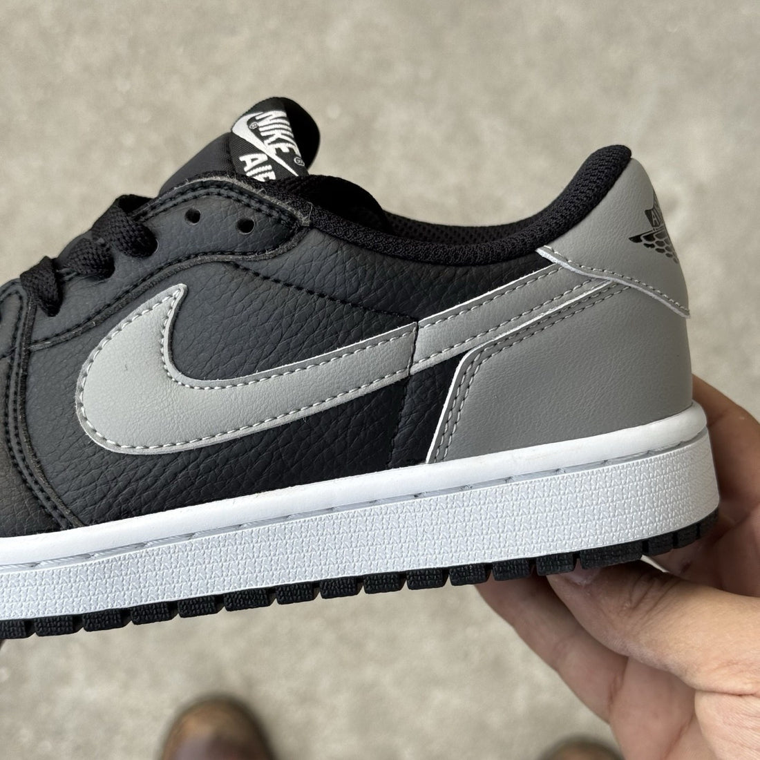 Air Jordan 1 Low OG Shadow