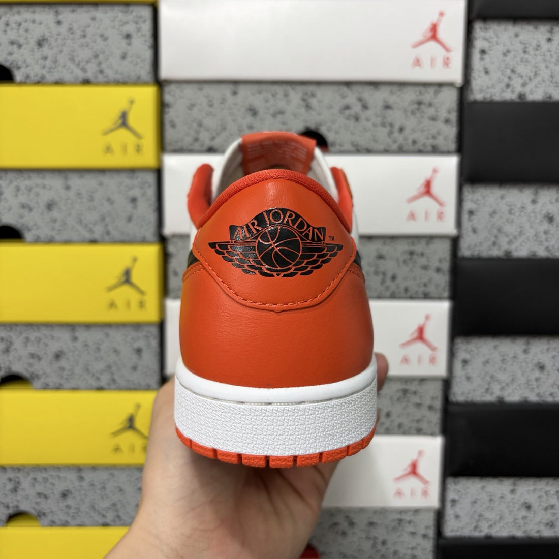 Air Jordan 1 Low OG Starfish