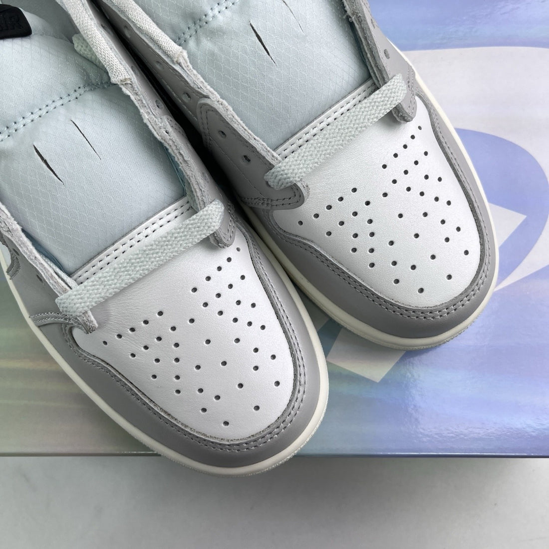 Air Jordan 1 Low OG Stealth Grey