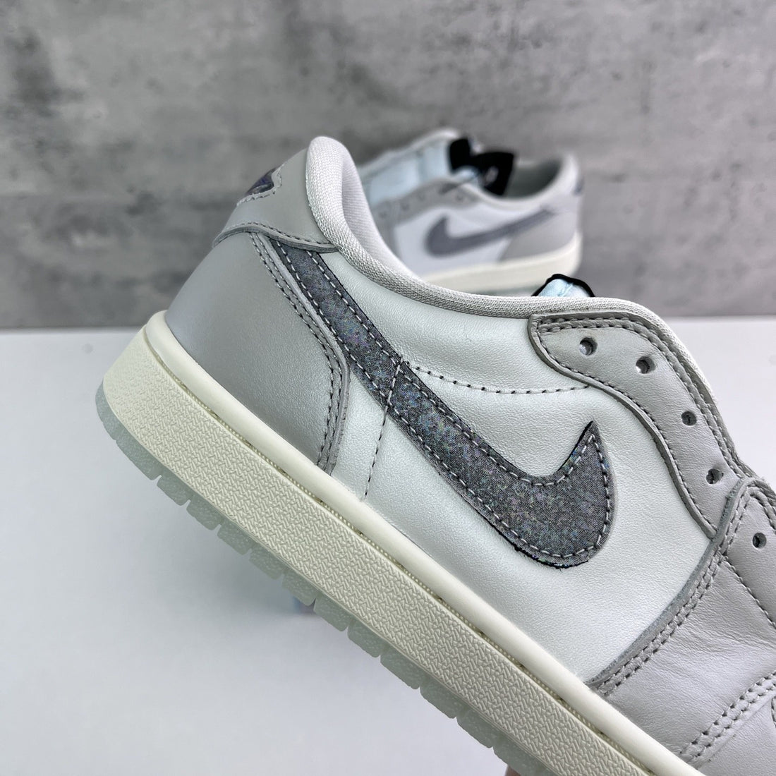 Air Jordan 1 Low OG Stealth Grey