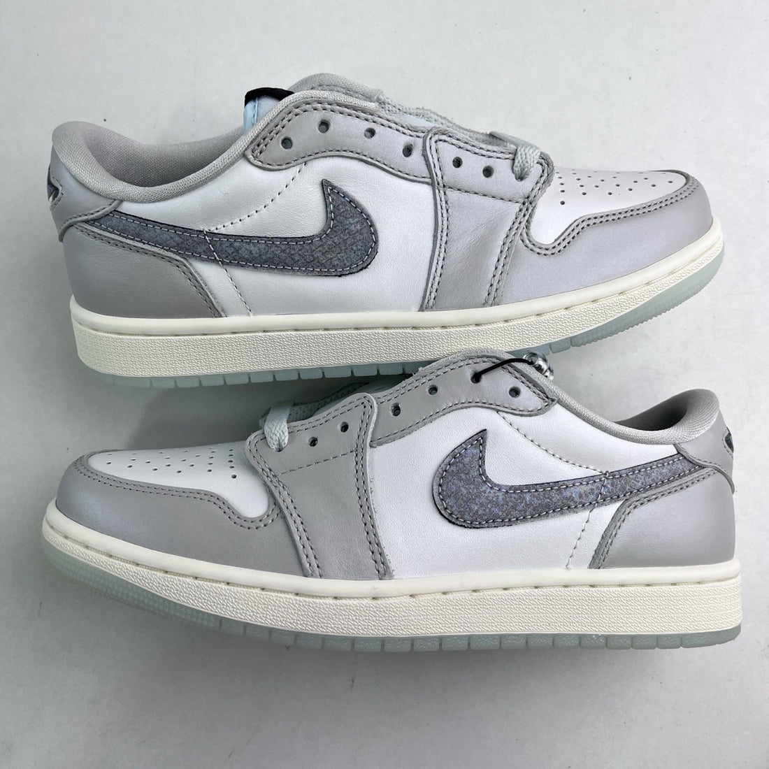 Air Jordan 1 Low OG Stealth Grey