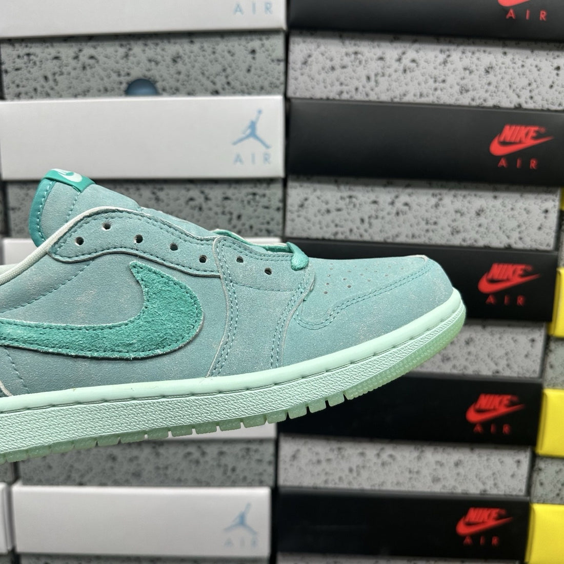 Air Jordan 1 Low OG Teal Suede