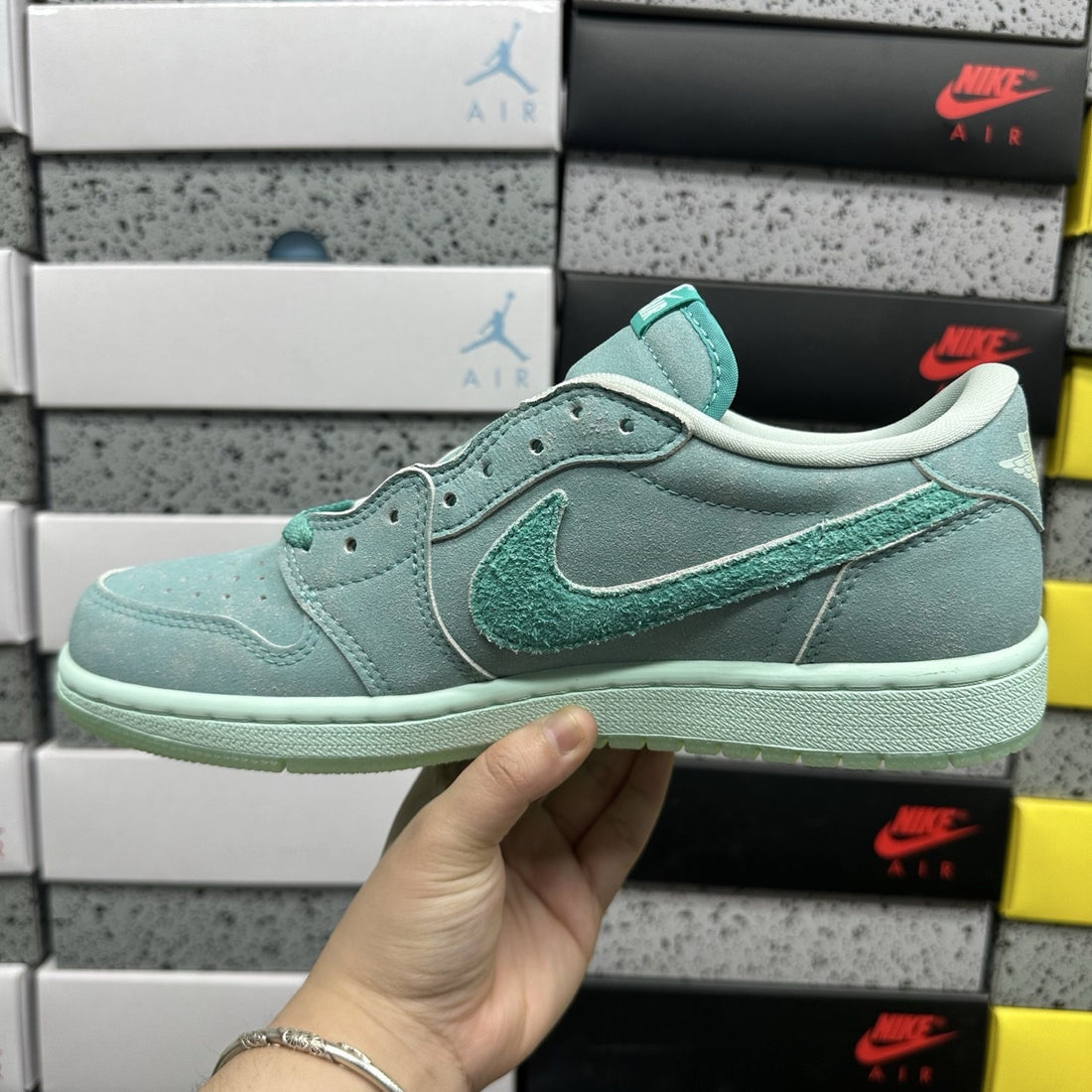 Air Jordan 1 Low OG Teal Suede