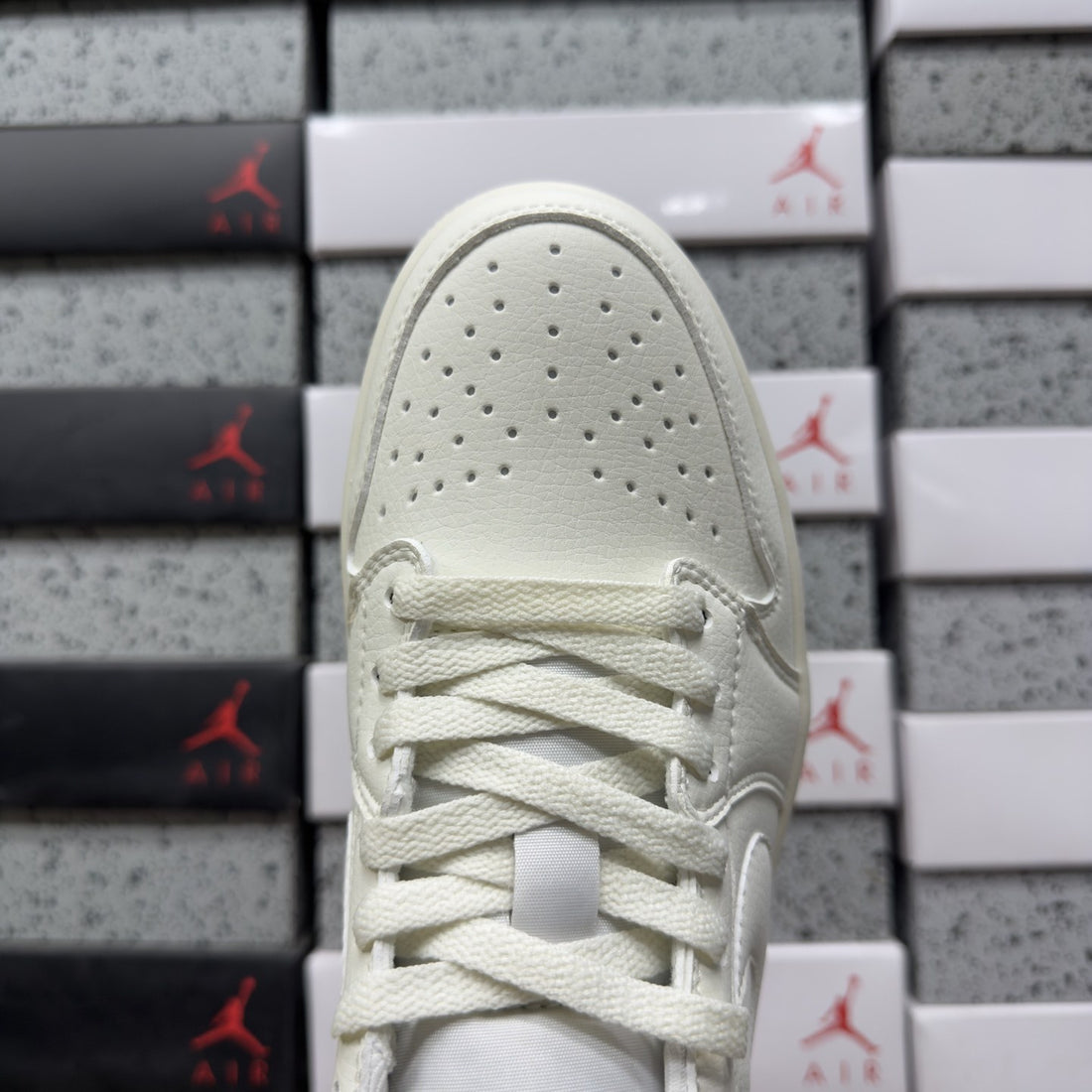 Air Jordan 1 Low OG Triple White