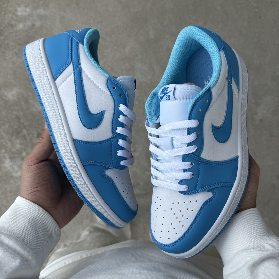 Air Jordan 1 Low OG UNC White
