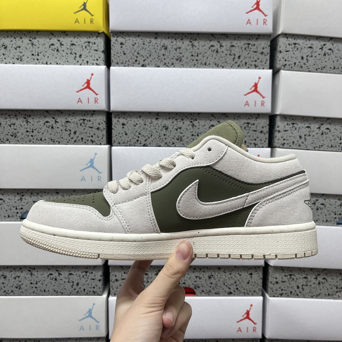 Air Jordan 1 Low Olive Suede